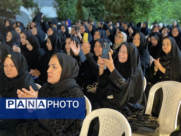 هفته‌ای برای ستایش دانایی؛ جشن معلمان در تالار ملک برگزار شد