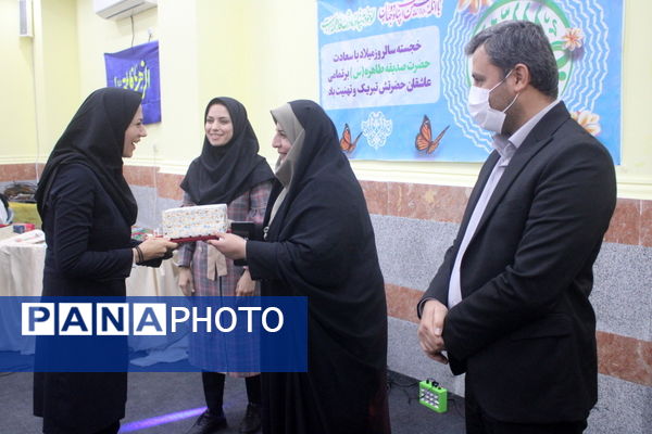 جشن دانش‌آموزان مدارس استثنایی شهرستان بوشهر به‌مناسبت میلاد حضرت زهرا (س) و روز مادر