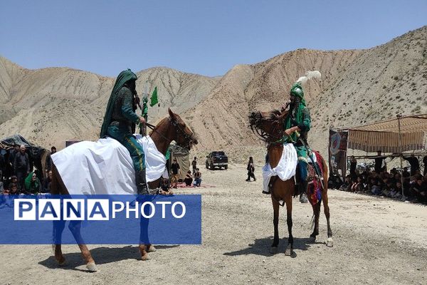 تعزیه خوانی در روز عاشورای حسینی در گلزار شهدای بار 