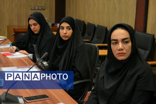 برگزاری جلسه توانمند سازی ویژه مشاوران جدیدالاورود در بهارستان دو