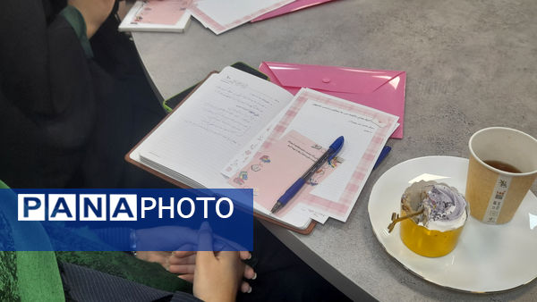 حضور مشاور معاون رئیس جمهور در مرکز «حس خوب» قم