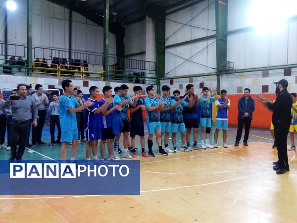 فینال فوتبال مدارس متوسطه ناحیه 3 مشهد