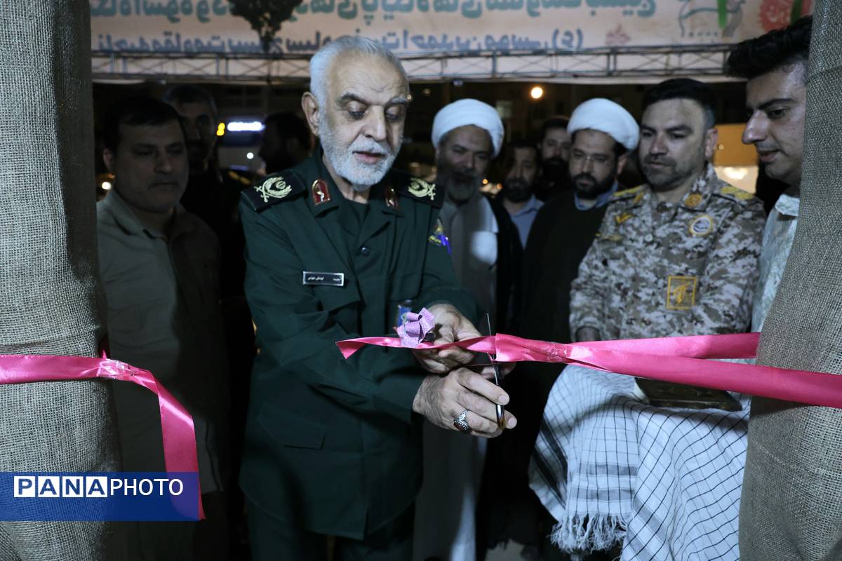  نمایش میدانی پایداری در نبرد چزابه - شیراز