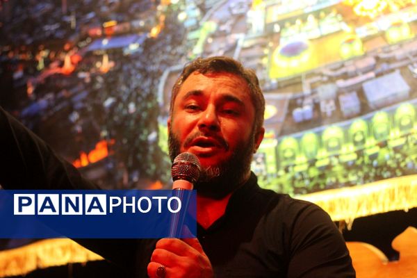 راه را باز نمایید...محرم آمد