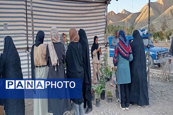 نمایشگاه محصولات بومی محلی و صنایع دستی در شهر بارنیشابور