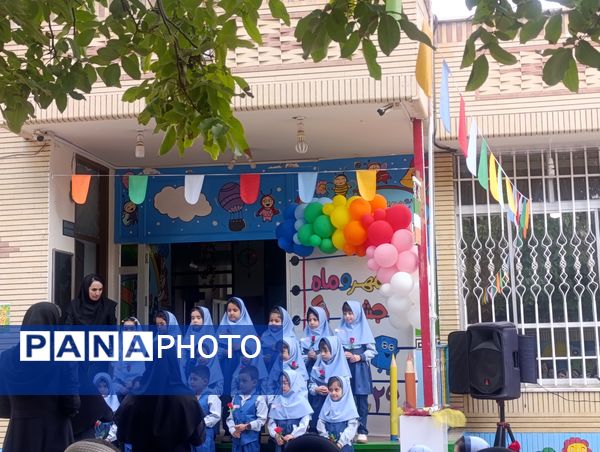 جشن غنچه‌های  کودکستان مهر و ماه آشخانه 