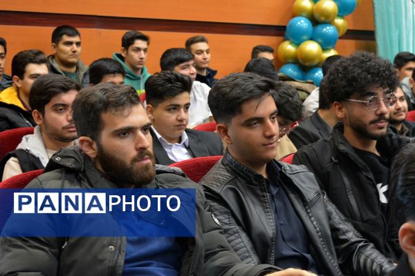 تجلیل از افتخارآفرینان کنکور