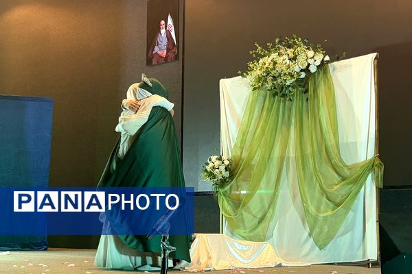 فریاد بی صدای شهادت حضرت زهرا(س) از سالن همایش اداره آموزش و پرورش شهرستان اسلامشهر به گوش رسید