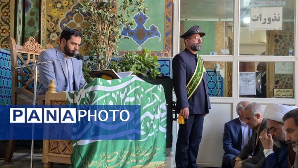مراسم غبارروبی ضریح مطهر حضرت سلطانعلی(ع) همزمان با میلاد پیامبر(ص) و امام صادق(ع) در مشهد اردهال