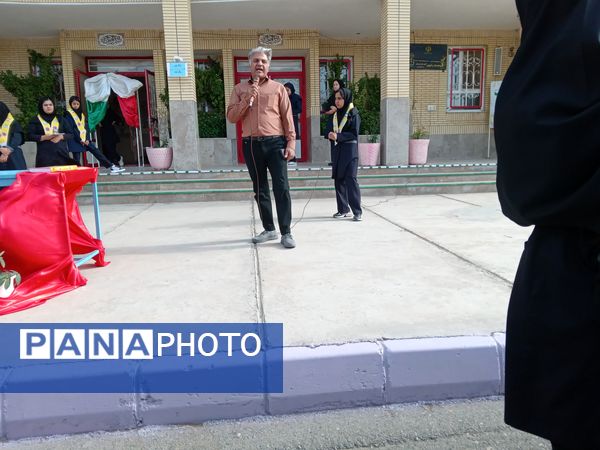 جشن آغاز سال تحصیلی جدید در دبیرستان فرهنگ فخرایی