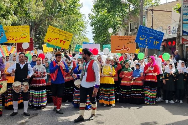 کارناوال تئاتر درسی راهی برای ایجاد موج تربیتی فرهنگی در بین دانش آموزان 