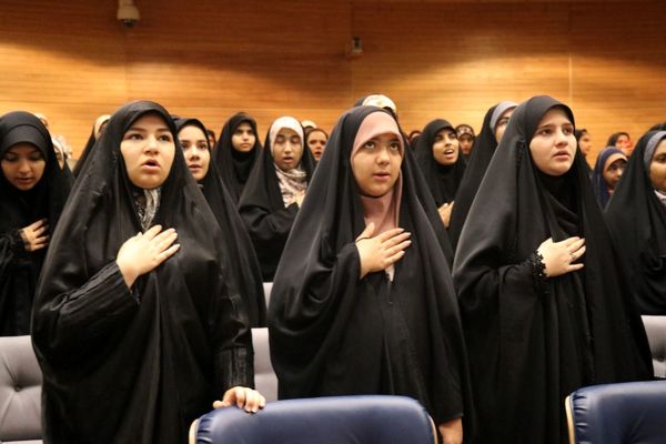 جلسه دختران میدان ۱۴ صفر ۳ ویژه دبیران و فرماندهان کلاس استان خراسان رضوی با محوریت انتخابات