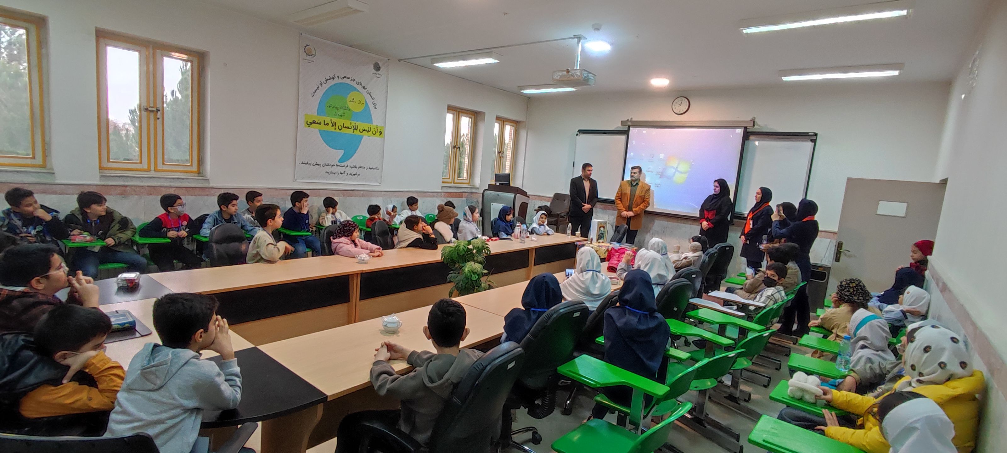 برگزاری کلاس شاهنامه خوانی در دانشگاه پیام نور شهرستان شیروان