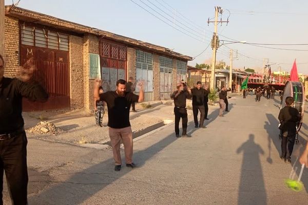 هیات‌ عزاداری‌ در شهر وردنجان‌‌ 