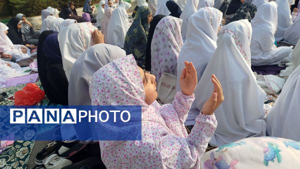 نماز طلب باران، همخوانی زمین و آسمان در دبستان پنجم مهر