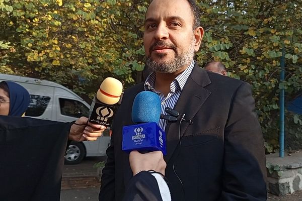  دانش‌آموزان باید بازیگران اصلی برنامه‌های مدرسه باشند