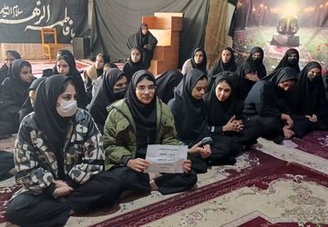 بازدید دانش‌آموزان دبیرستان ایرانسل از نمایشگاه حسینه شهرستان معمولان 