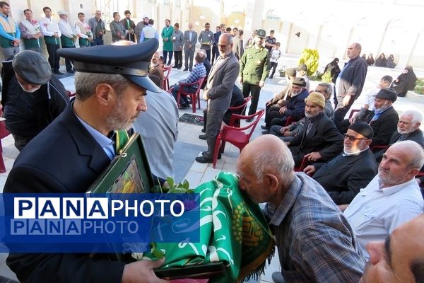 استقبال از خادمان حرم حضرت فاطمه معصومه (س) در شهر درق