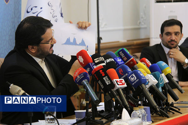 نشست خبری مهرداد بذرپاش وزیر راه و شهرسازی