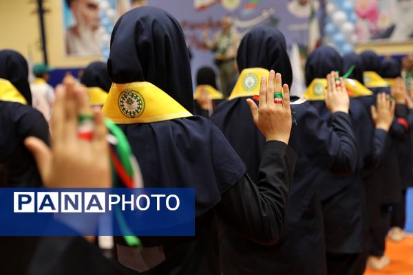 جشن سپاس معلم و سالروز تاسیس سازمان دانش‌آموزی در آذربایجان غربی