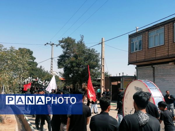 شهر نسر غرق در سوگ؛ برپایی دسته‌های عزاداری شهادت امام حسن(ع) و رحلت پیامبر اکرم(ص)