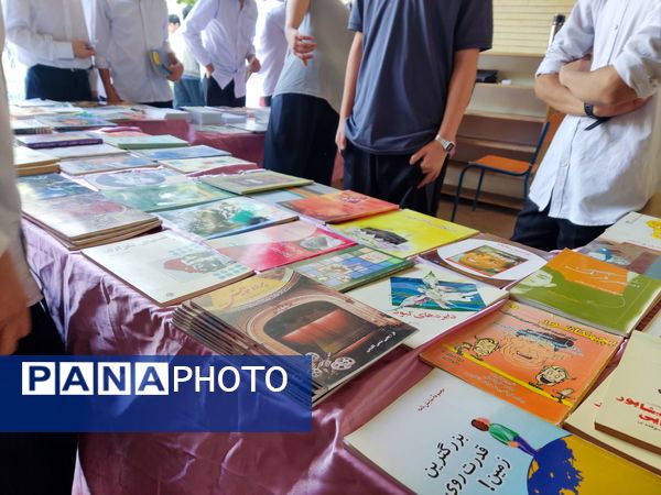 فرصتی برای تقویت کتاب‌خوانی دانش‌آموزان