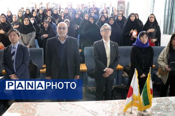 نشست هم‌اندیشی معلمان ژاپنی و یزدی
