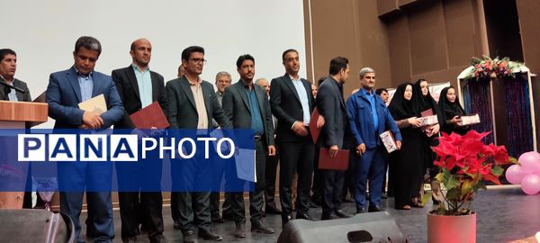 گرامیداشت روز معلم با حضور معاون وزیر در لردگان