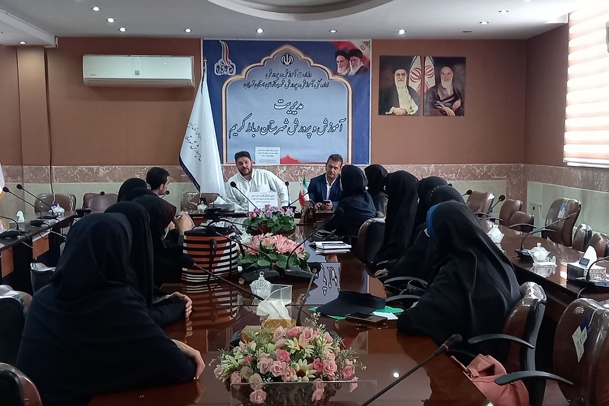 آغاز دهمین کارگاه "یکشنبه‌های تربیتی" با محوریت آموزش مهارت جرات‌مندی در رباط‌کریم