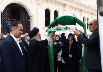 دانش آموزان دختر یزدی راهی سفر معنوی حج عمره شدند