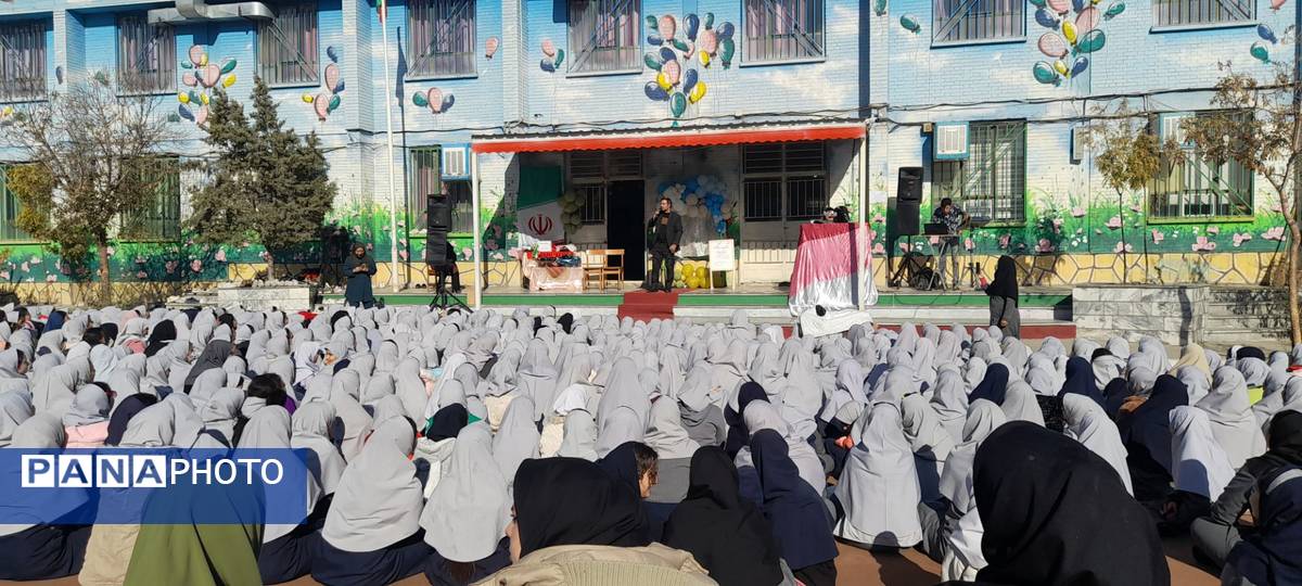 جشن شادی در دبستان نیایش