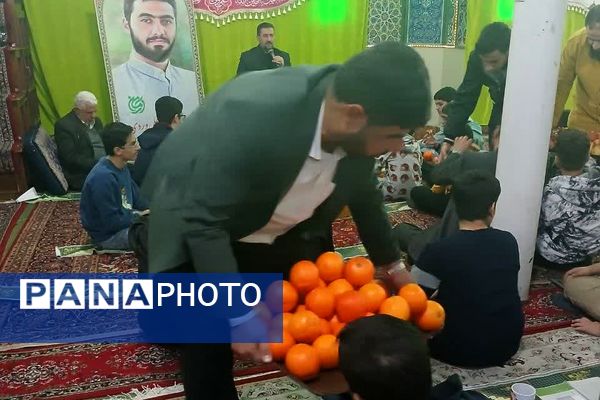 حضور دانش‌آموزان معتکف ناحیه دو شهرری در جلسات بصیرتی