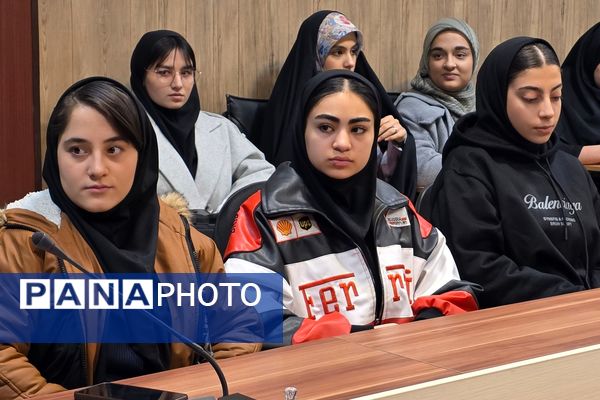 انتخابات انجمن های ورزشی دانش‌آموزی ناحیه دو بهارستان