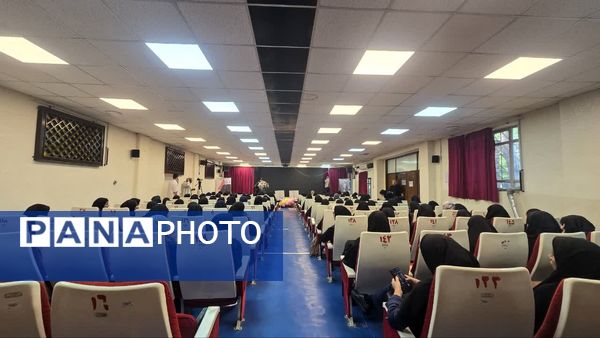 افتتاحیه اردوی ملی دختران خبرنگار سراسر کشور در اردوگاه شهید باهنر تهران