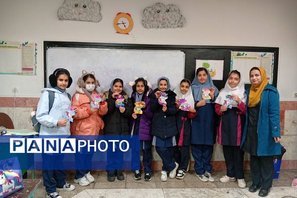 مدارس شهرستان قدس زیر چادر بانوی دو عالم در جشن ولادت حضرت زهرا(س)