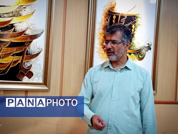 دانش آموزان دبیرستان میثاق از نمایشگاه خط بازدید کردند 