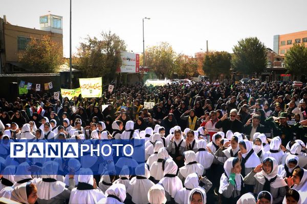 راهپیمایی با شکوه ۱۳ آبان ماه در شهرستان آباده