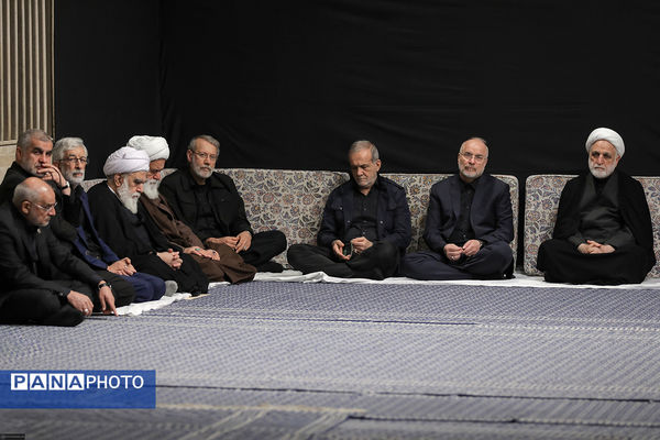 مراسم عزاداری شب شهادت حضرت فاطمةالزهرا سلام‌الله‌علیها در حسینیه امام خمینی(ره)