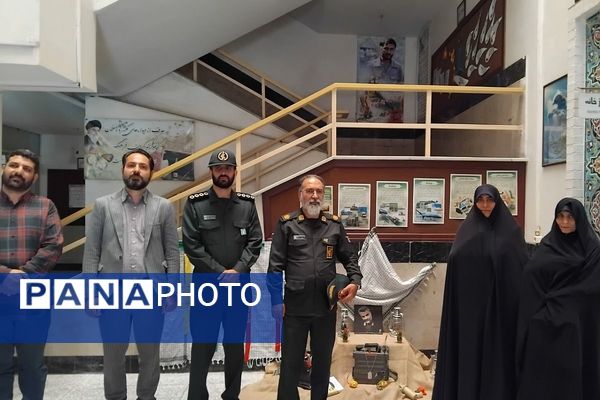 برگزاری جشن به مناسبت هفته دفاع مقدس و میلاد سیدالکریم در ناحیه یک شهرری 