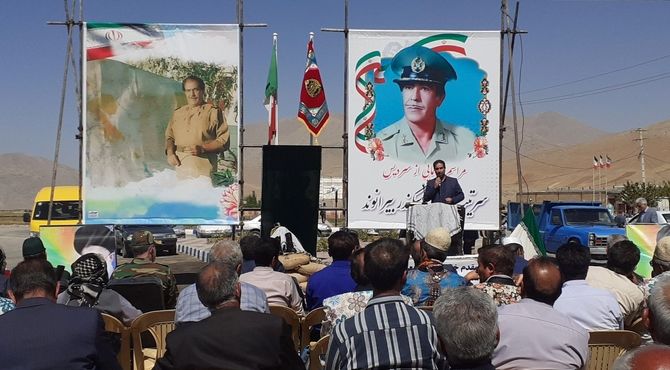 نصب تندیس تیمسار اسکند بیرانوند در میدان ولیعصر بیرانشهر 