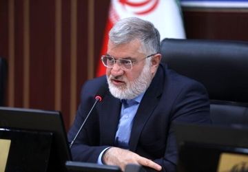 تاکید استاندار تهران بر حضور حداقل ۳۰ درصد از کارکنان دستگاه‌های اجرایی در ادارات
