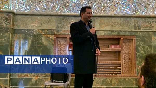 جشن تکلیف دانش آموزان دختر در حرم حضرت زینب (س)