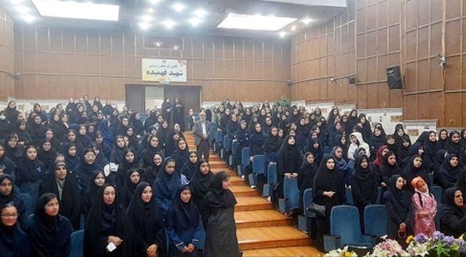 سومین روز اختتامیه استانی چهل‌وسومین جشنواره فرهنگی و هنری «فردا»در کانون شهید فهمیده کرج