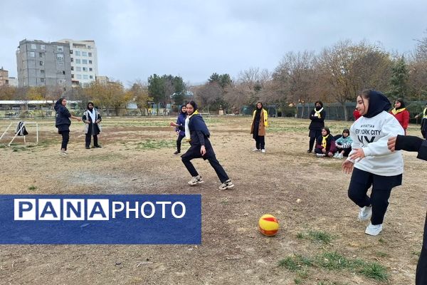 اردوی تفریحی و آموزشی تمشک ناحیه 6 مشهد