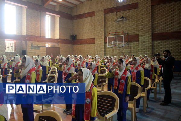 آیین سپاس معلم در دبستان دخترانه شهید باهنر بوشهر