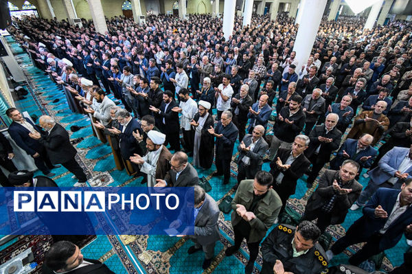 نماز عید فطر در مصلای امام خمینی (ره) ارومیه