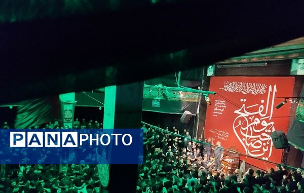 برگزاری مراسم شب سوم محرم به‌صورت باشکوه در مجمع انصارالحسین