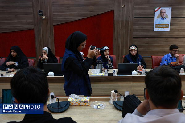 نشست صمیمی خبرنگاران پانا شهرستان‌های استان تهران با مدیرعامل خبرگزاری پانا