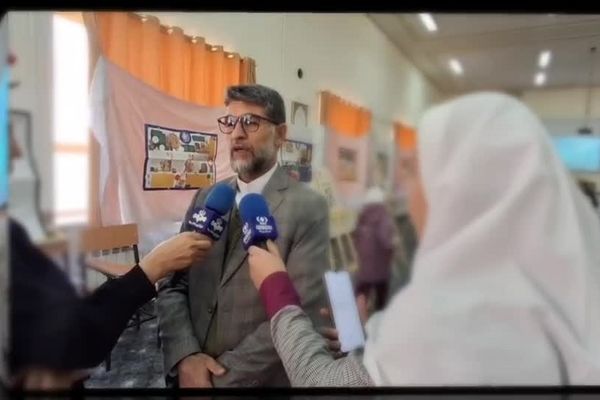 رونمایی از بسته‌های تربیتی «ایرانمون» در شهرکرد