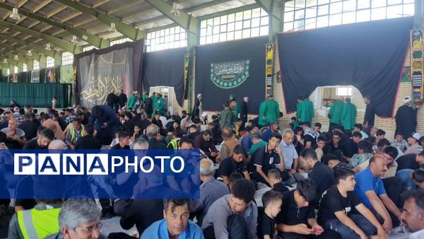 پیاده‌روی زائران در دهه پایانی ماه سفر جاده قدیم نیشابور به سمت مشهد